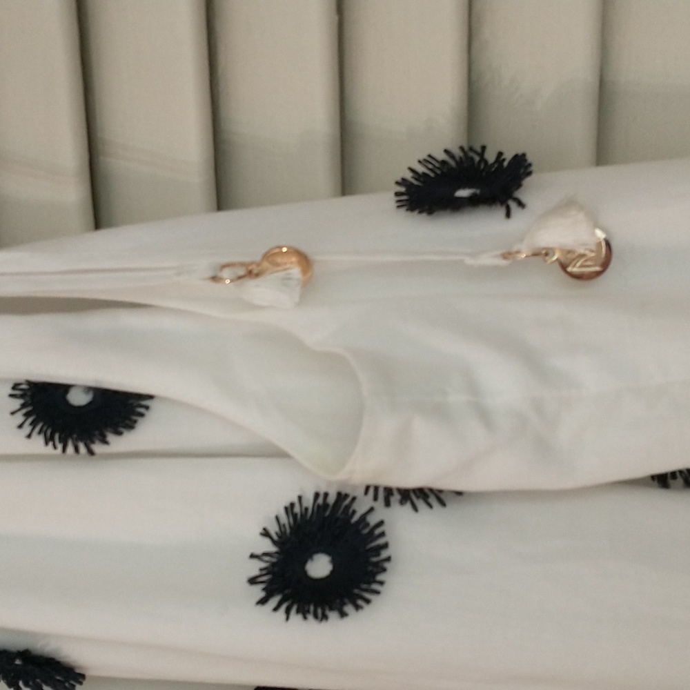 Milly White Flora Tufted Embroidered Cotton Halter Mini Dress, Women Size 2, EUC - Picture 5 of 12